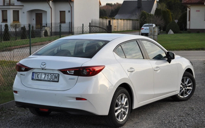Mazda 3 cena 68800 przebieg: 90000, rok produkcji 2018 z Tarnobrzeg małe 781